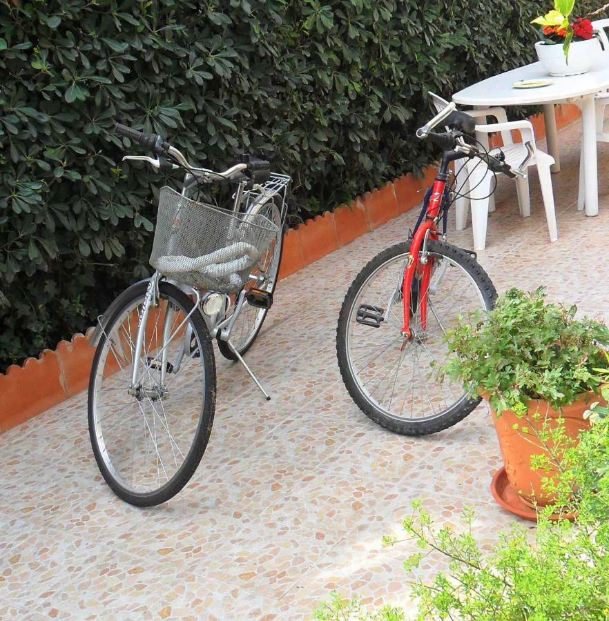 Il Giardino Di Laura Private Rooms Mondello Eksteriør bilde