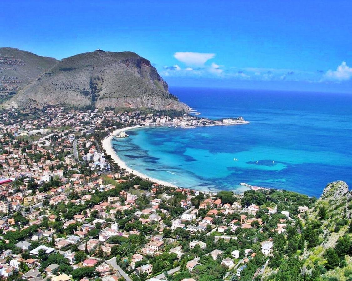 Il Giardino Di Laura Private Rooms Mondello Eksteriør bilde